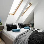 Absyntapartments 24 Rynek Lägenhet *