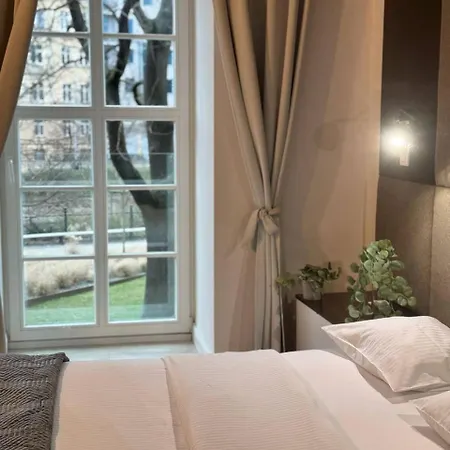 Absyntapartments 24 Rynek فروتسواف